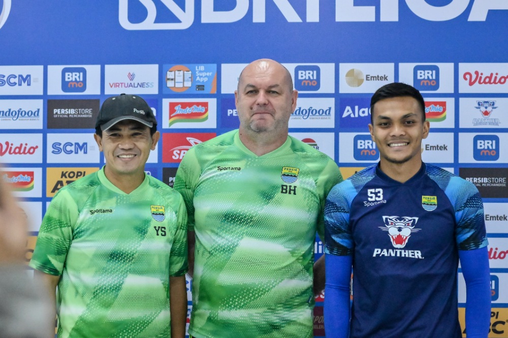 Pelatih Persib Bojan Hodak
