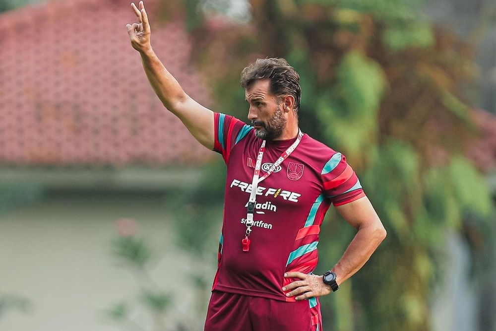 pelatih Persis, Leonardo Medina