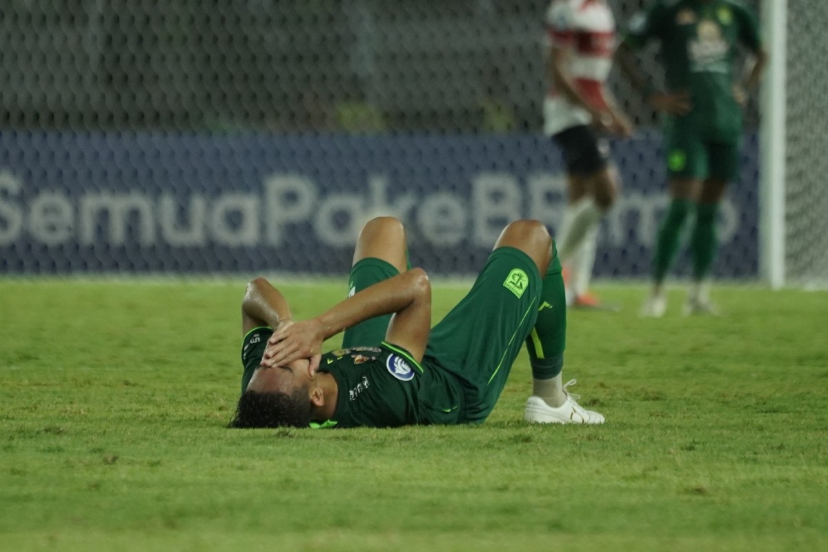 Ekspresi Rizky Ridho setelah pertandingan berakhir dengan skor seri 2-2. (Persebaya)