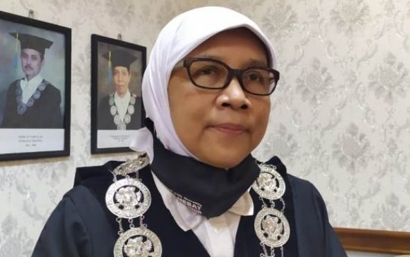 Prof Ni Nyoman Tri Puspaningsih