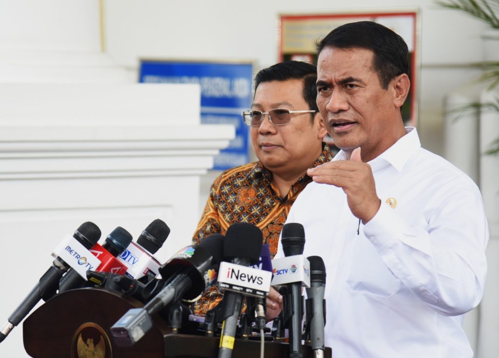 Mentan Andi Amran Sulaiman dan Kepala Bapanas Arief Prasetyo memberikan keterangan pers, Selasa (19/02/2024), di Jakarta. (Foto: Humas Setkab/Rahmat)