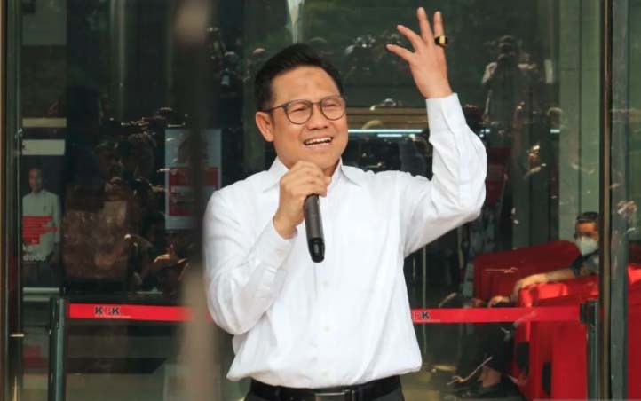 Muhaimin Iskandar berikan keterangan kepada wartawan usai diperiksa penyidik KPK sebagai saksi kasus dugaan korupsi, Kamis (7/9/2023). ANTARA/Fianda Sjofjan Rassat

