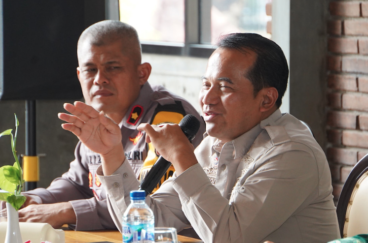 Penjabat Bupati Pasuruan, Nurkholis, menegaskan komitmen tersebut dengan mengundang 16 perusahaan yang diduga terlibat dalam pencemaran, Senin pagi, 21 Oktober 2024