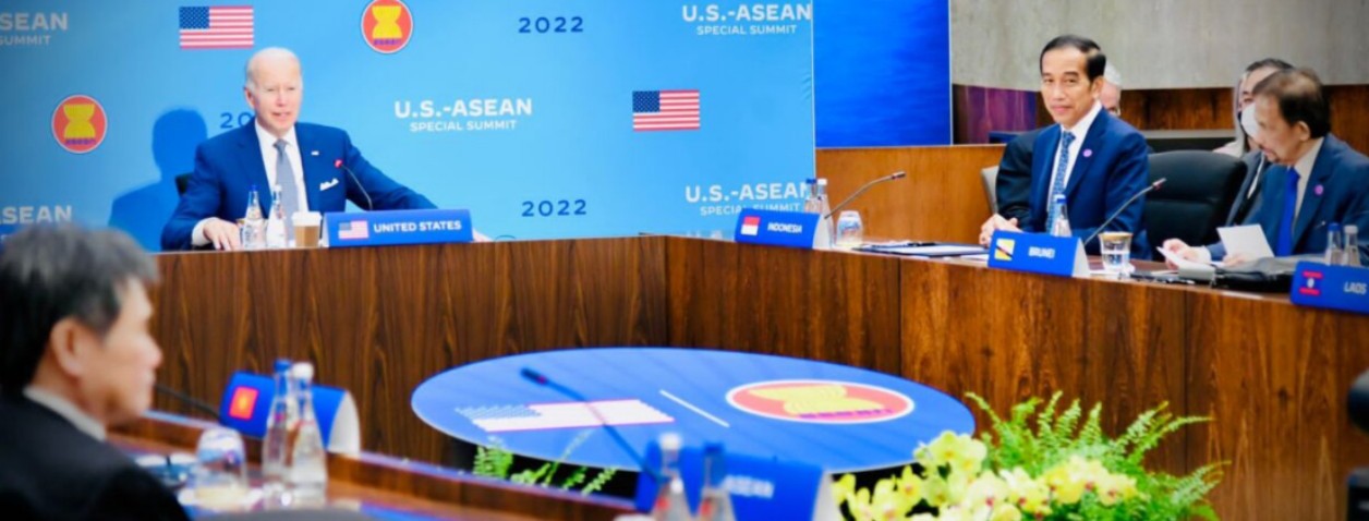 Presiden Joko Widodo menghadiri KTT Khusus ASEAN-AS yang digelar di Departemen Luar Negeri AS, Washington DC, Jumat, 13 Mei 2022. Foto: BPMI Setpres/Laily Rachev