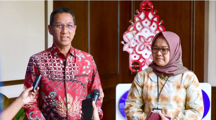 Kepala Sekretariat Presiden (Kasetpres), Heru Budi Hartono memberikan keterangan di Kantor Sekretariat Presiden, pada Jumat, 8 Juli 2022. Foto: BPMI Setpres/Muchlis Jr