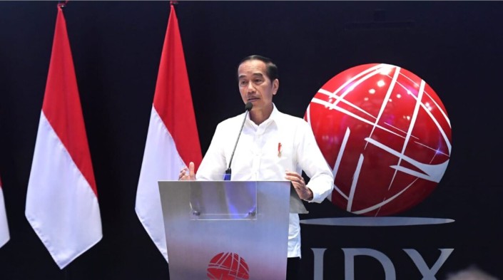 Presiden Joko Widodo meresmikan pembukaan perdagangan Bursa Efek Indonesia (BEI) Tahun 2023 di Gedung Bursa Efek Indonesia, Jakarta, pada Senin, 2 Januari 2023. Foto: BPMI Setpres/Kris
