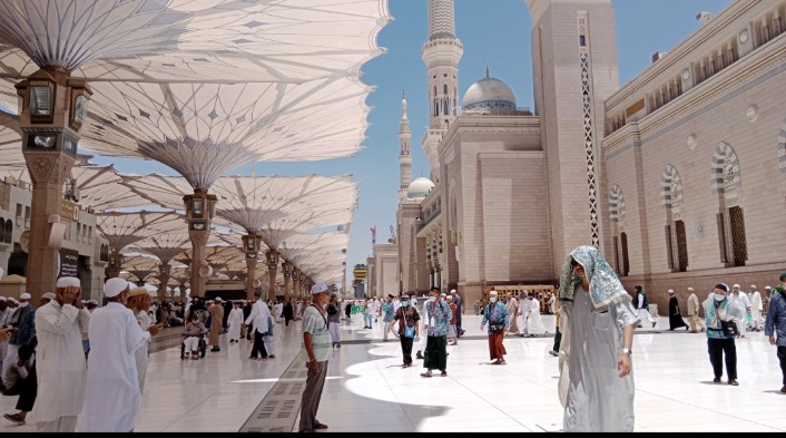 Jemaah Umrah Harus Tinggalkan Saudi Sebelum 6 Juni