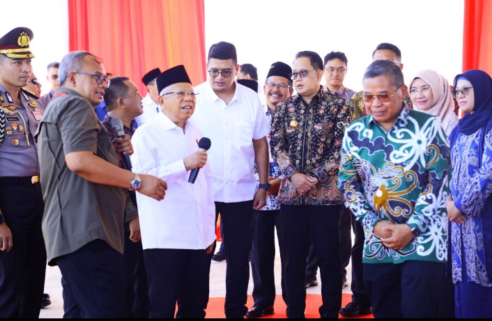 Pj. Gubernur Jatim dan Wapres Ma'ruf Amin Tinjau Pabrik Pengolahan Limbah B3 di Pasuruan