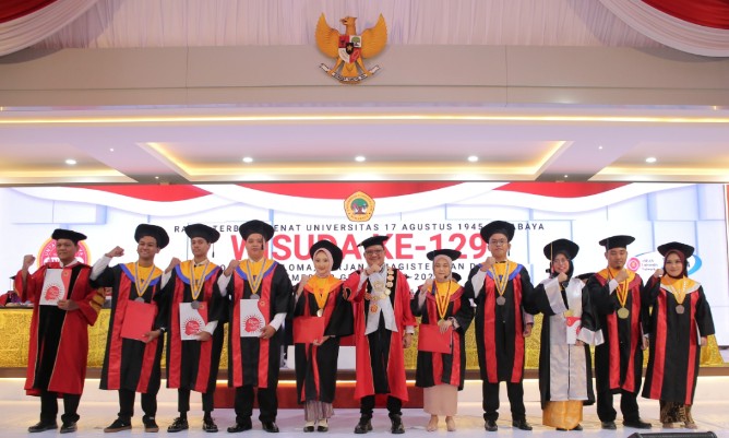 Wisuda ke-129 Untag Surabaya: Penuh Haru, Prestasi, dan Optimisme Menuju Indonesia Emas