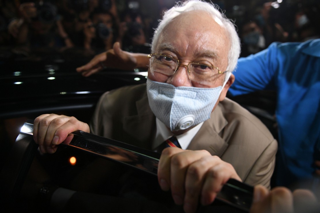 Mantan PM Malaysia Najib Razak dihukum 12 tahun penjara setelah dinyatakan terbukti bersalah atas semua dakwaan skandal korupsi lembaga investasi negara 1MDB, Selasa (28/7/2020). AFP Photo