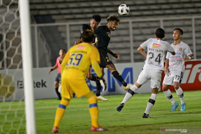 Shin Tae-yong: Pemain Belum Terbiasa dengan Formasi 4-4-2