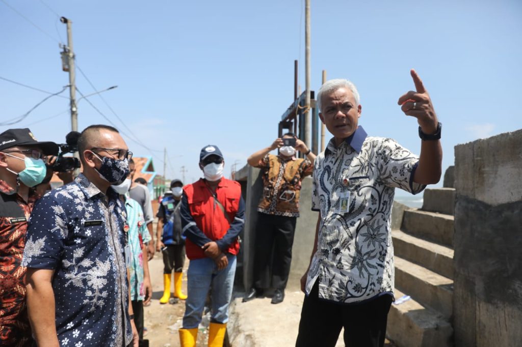 Gubernur Jawa Tengah Ganjar Pranowo saat kunjungan kerja di Kota Pekalongan, Rabu (7/9/2022).