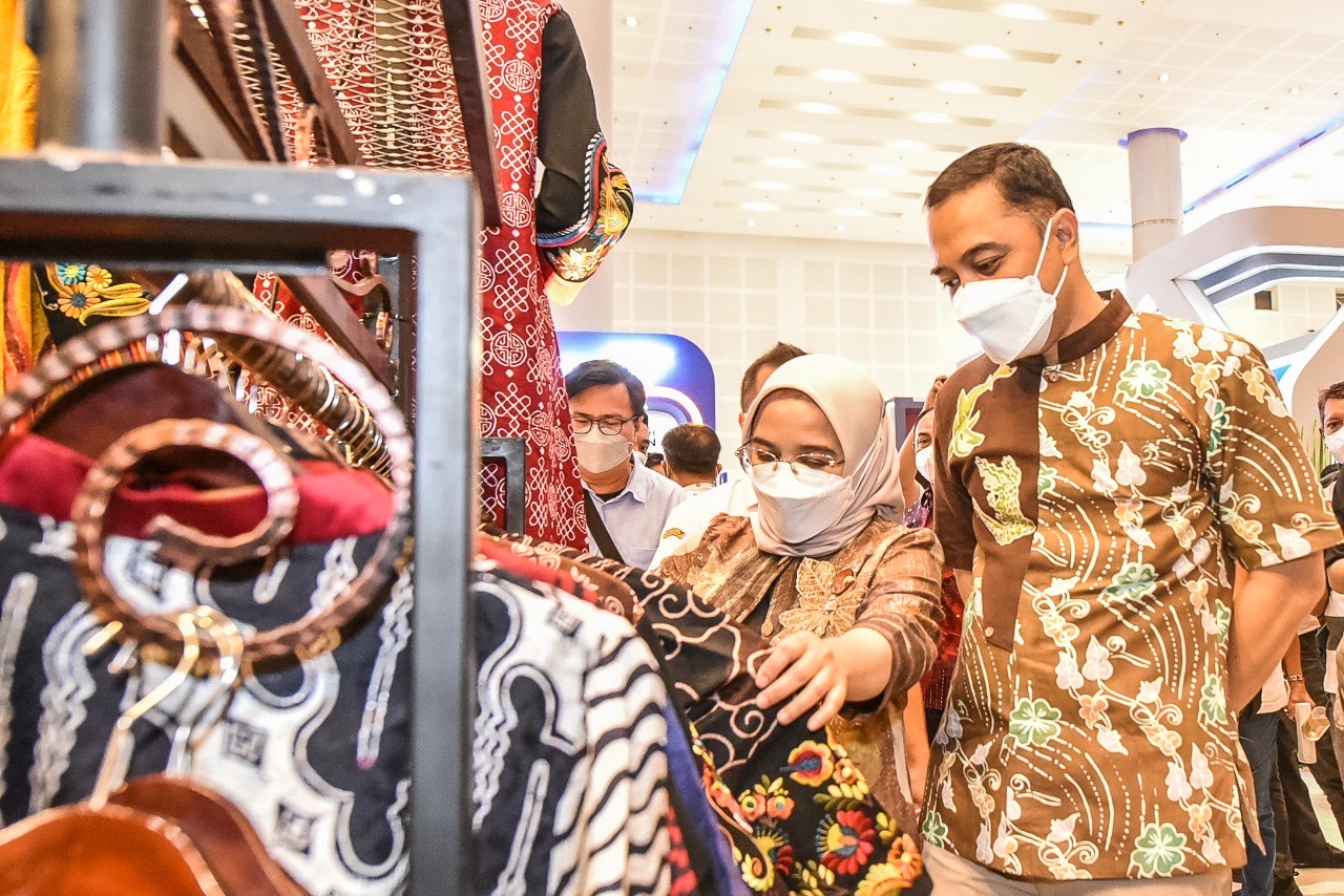 Bursa Koperasi dan UMKM (KUKM) Pemerintah Provinsi Jawa Tengah di GOR Satria Purwokerto, Kabupaten Banyumas, resmi ditutup pada Minggu (14/5/2023).