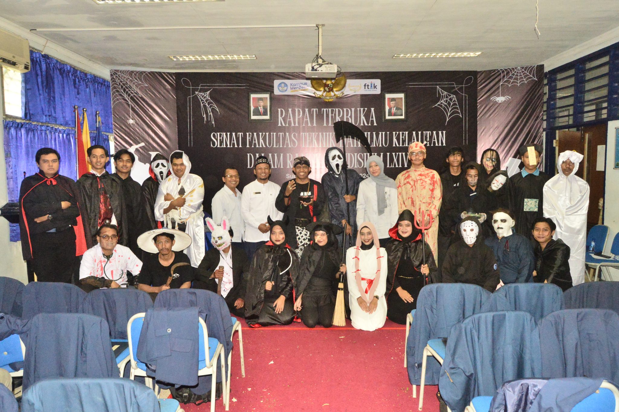 Fakultas Teknik dan Ilmu Kelautan (FTIK) Universitas Hang Tuah (UHT) menggelar Rapat Terbuka Senat dalam rangka Yudisium LXIV untuk program sarjana dan Yudisium ke-3 untuk program magister, Rabu, 4 September 2024.
