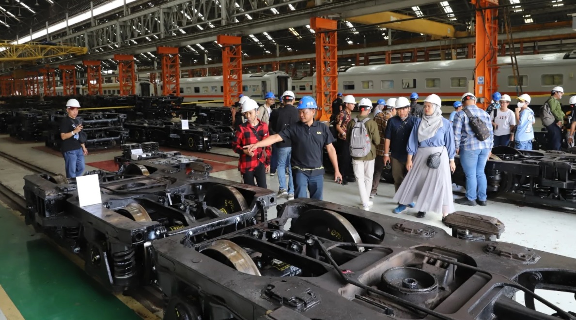 PT Kereta Api Indonesia Gelar Open House Balai Yasa Manggarai, Dapatkan Antusiasme Ribuan Pengunjung
