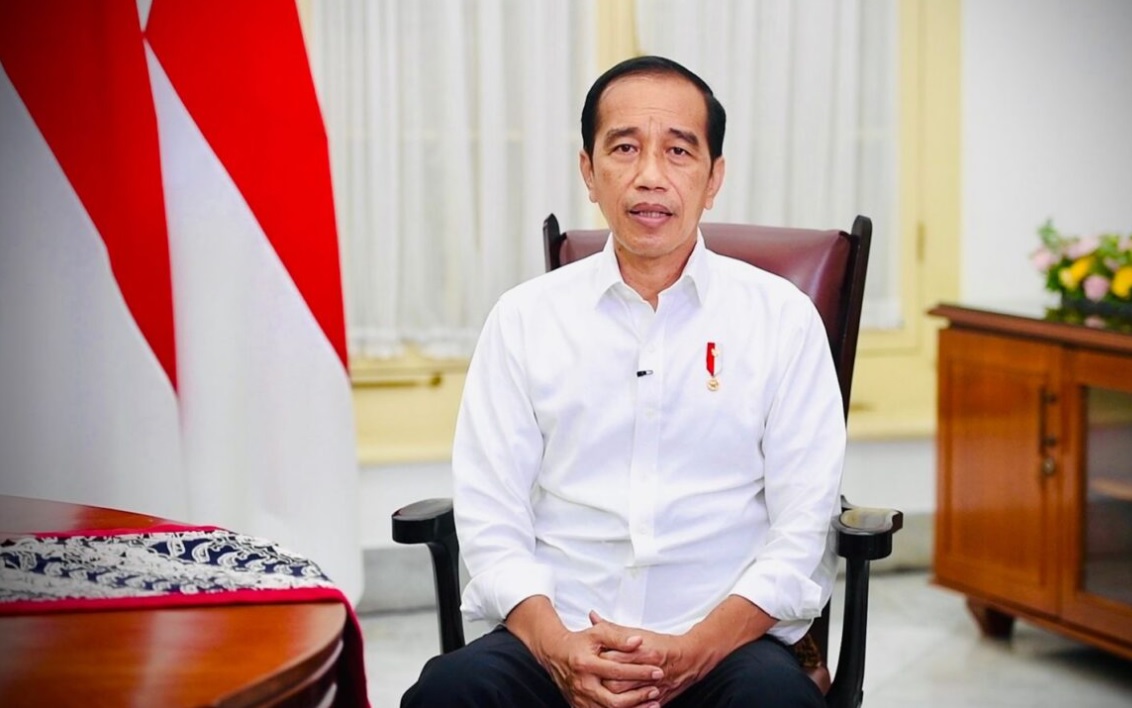 Presiden Joko Widodo memberikan keterangan terkait tren kenaikan kasus varian Omicron di Istana Kepresidenan Bogor, Kota Bogor, pada Selasa, 18 Januari 2022. Foto: BPMI Setpres