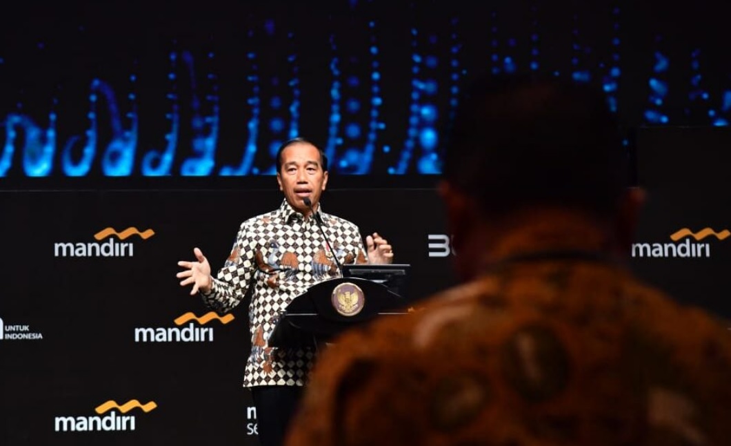Presiden Joko Widodo menghadiri Mandiri Investment Forum (MIF) 2023, yang digelar di Hotel Fairmont, Jakarta, pada Rabu, 1 Februari 2023. Foto: BPMI Setpres/Rusman