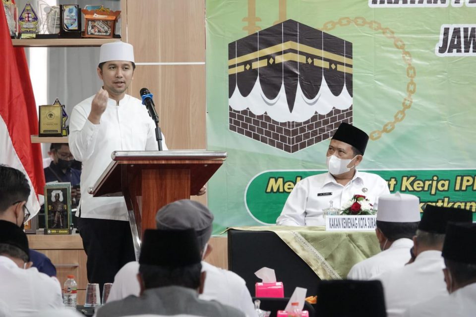 Emil saat menghadiri sekaligus membuka rapat kerja wilayah Rakerwil IPHI