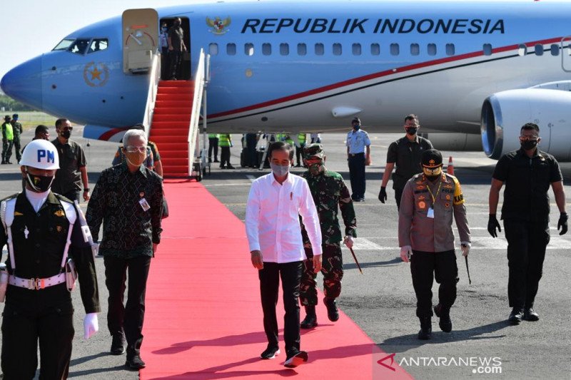 Presiden Joko Widodo melakukan kunjungan kerja ke Jawa Tengah, Selasa (30/6). (Laily Rachev - Biro Pers Sekretariat Presiden)