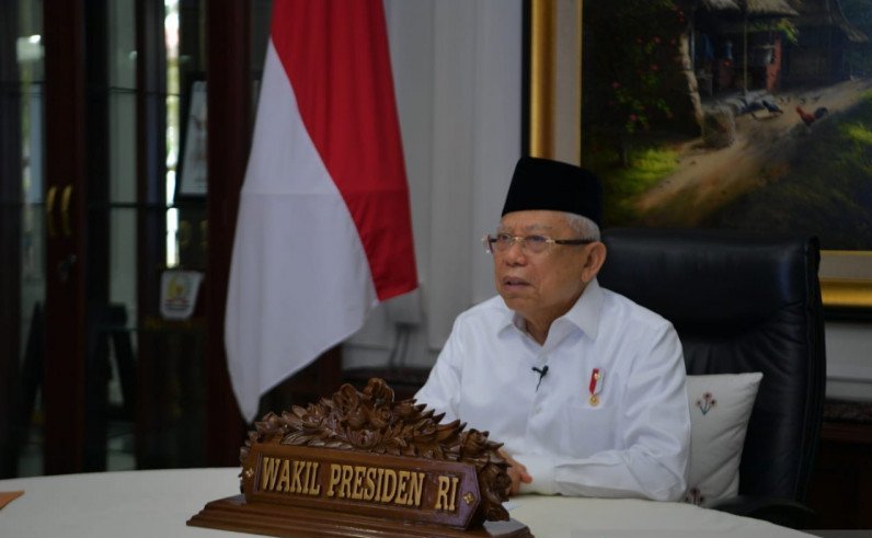 Wakil Presiden Ma'ruf Amin saat mengikuti dialog "Optimalisasi Kontribusi ekonomi dan Perbankan Syariah di Era New Normal" dari rumah dinas wapres di Jakarta, Kamis (6/8). (Asdep Komunikasi dan Informasi Publik (KIP) Setwapres)

