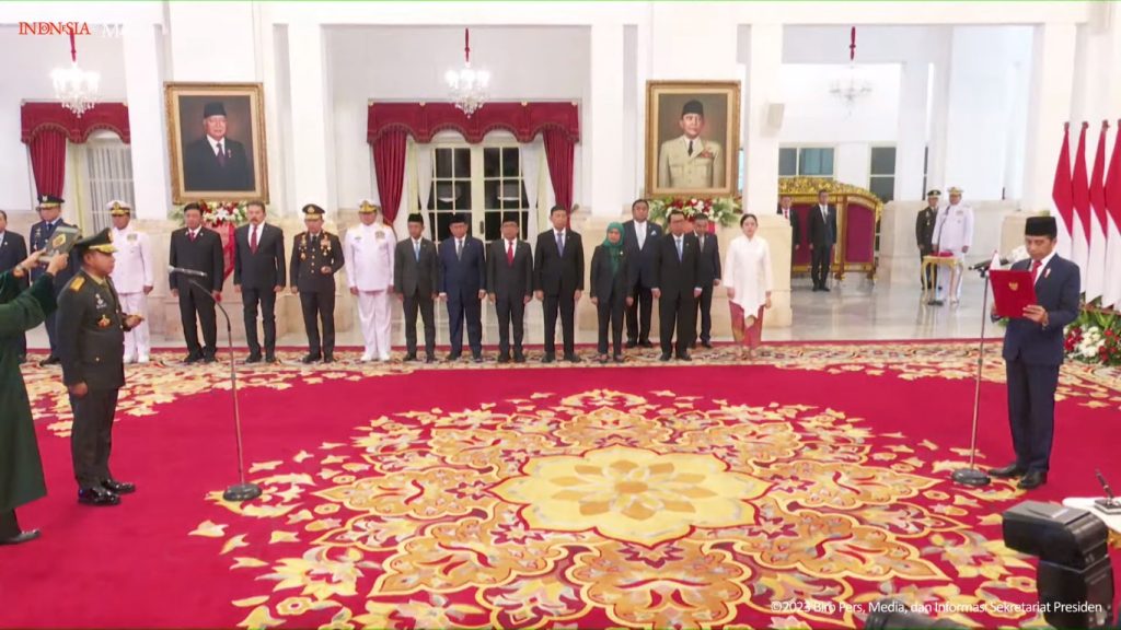 Presiden RI Joko Widodo (Jokowi) melantik Jenderal Agus Subiyanto sebagai Panglima TNI, Rabu (22/11/2023) pagi, di Istana Negara, Jakarta