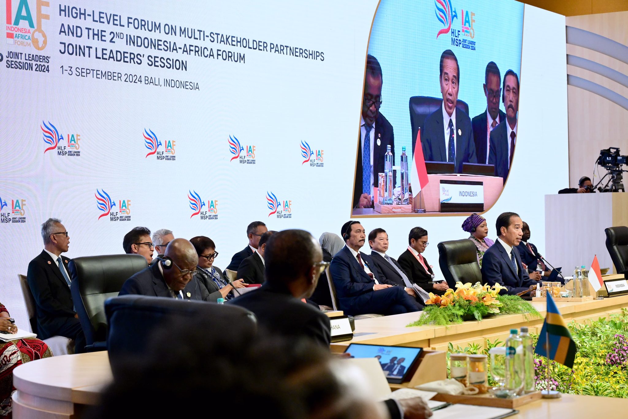 Presiden Jokowi Resmi Membuka Joint Leaders Session HLF MSP dan Indonesia Africa Forum Ke-2 di Bali