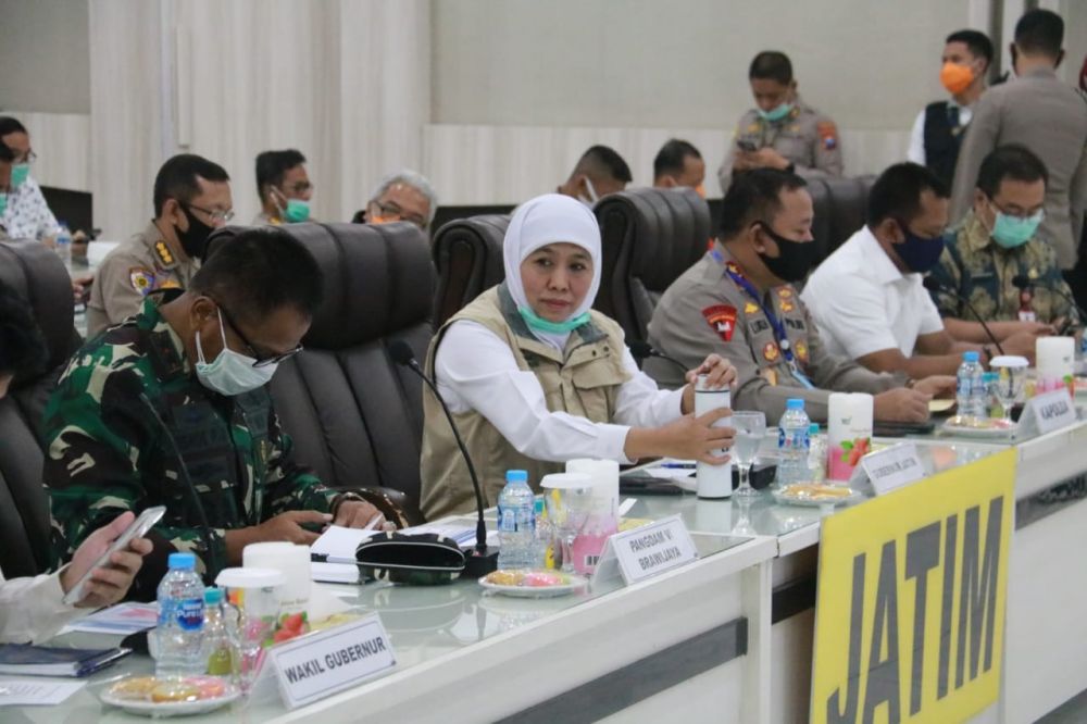 Rapat Evaluasi Pelaksanaan PSBB Jilid 3 Surabaya Raya (Foto: HMP/Om Pras)