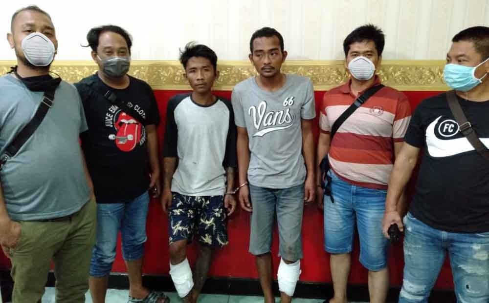  Moch Bahri (25) dan Yayan Dwi (23) keduanya warga surabaya. Dua residivis curas di Jl. Darmo Surabaya. ( foto : hmp/ris)
