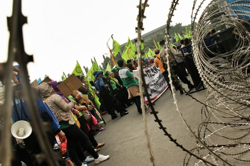 Aksi unjuk rasa buruh Jatim memperingati 1 Mei hari buruh internasional. ( foto dokumen : Zul/hmp)