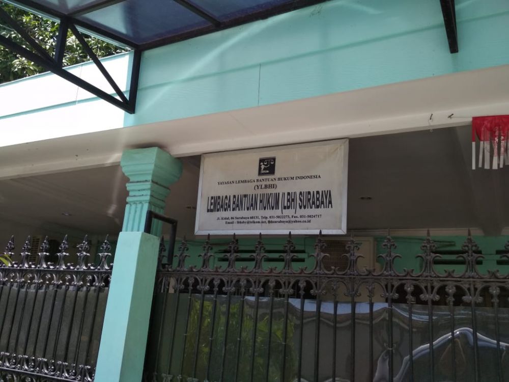 Kantor Lembaga Bantuan Hukum Surabaya Jl. Kidal Surabaya. ( foto; ris/hmp)