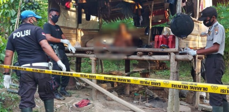 Herson Lambertus, 56, warga Desa  Lekokadai, Kecamatan Mangoli Barat, Kabupaten Kepulauan Sula (Kepsul) ditemukan tewas gantung diri di sebuah rumah kebu