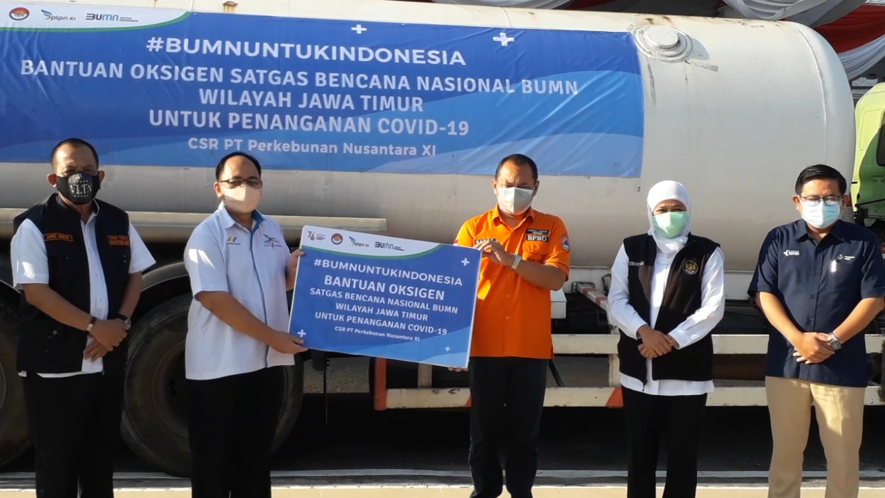 PTPN XI melalui Satgas Bencana Nasional BUMN Jawa Timur salurkan bantuan oksigen sebesar 12 ton untuk Rumah Sakit di Jawa Timur. Batuan diterima oleh BPBD Jawa Timur yang disaksikan langsung oleh Gubernur Jawa Timur Khofifah Indar Parawansa (9/8). 