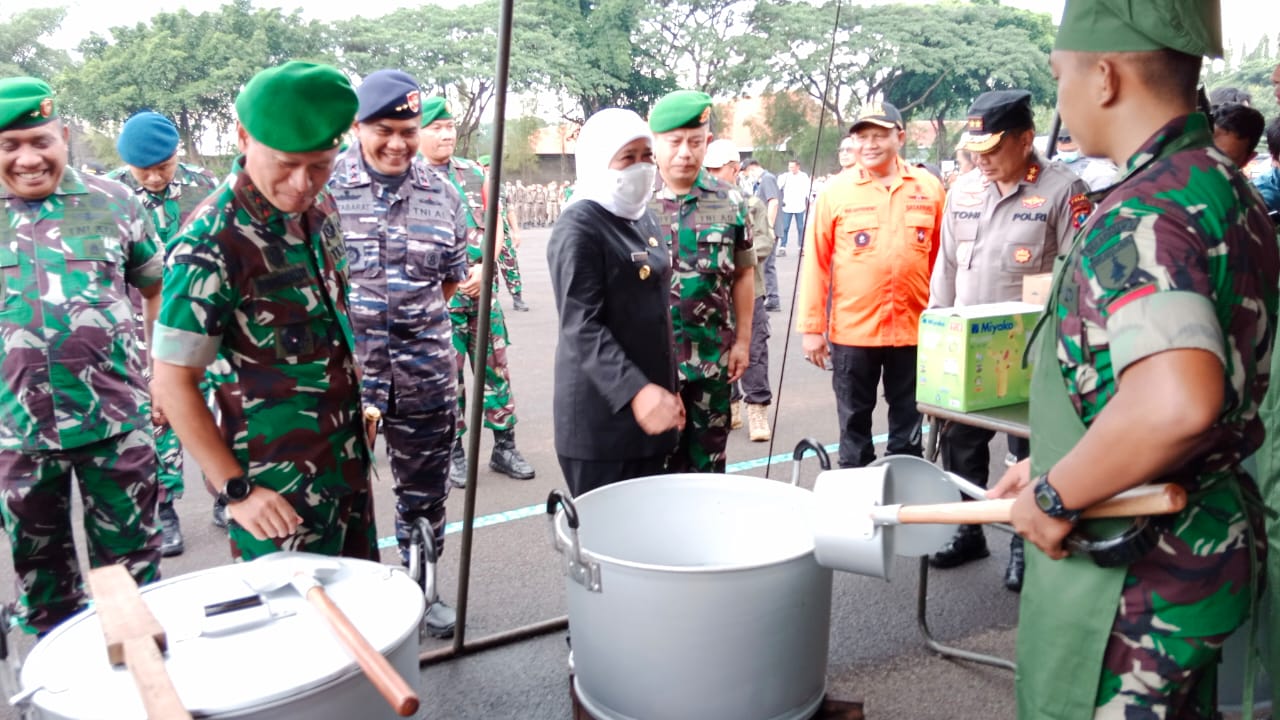 Gubernur Khofifah Pimpin Apel Kesiapsiagaan Bencana bersama Forkopimda