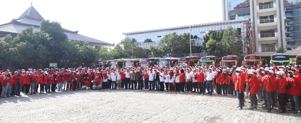Untag Surabaya kembali mengirim Patriot mengabdi ke Desa-Desa yang ada di Jawa Timur. Kegiatan ini ditandai dengan upacara pemberangkatan yang dilaksanakan pada Rabu (4/1) di Lapangan Utara Untag Surabaya.