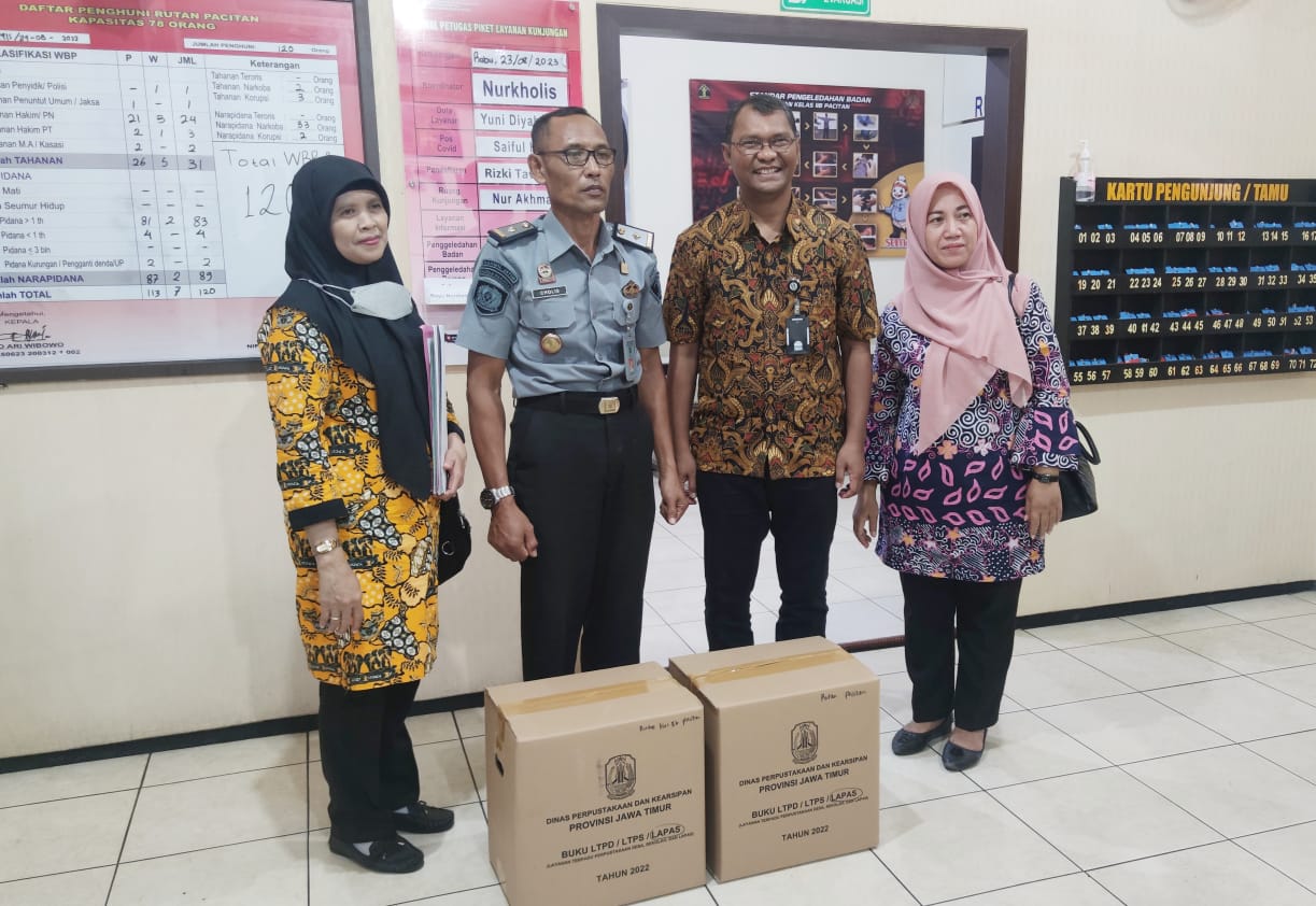 Jangkau Minat Baca Warga Pacitan, Disperpusip Jatim Gercep Layanan Desa, Sekolah hingga Lapas