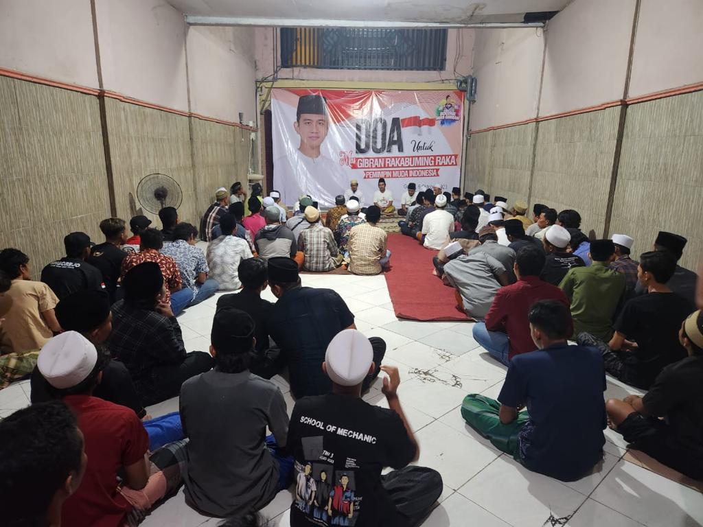Dukung Pemimpin Muda, Relawan Bolone Mas Gibran Gelar Doa Bersama
