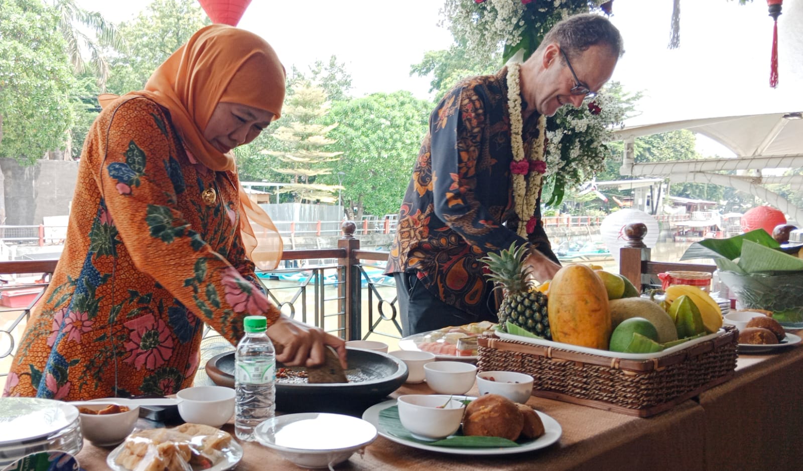 Duta Besar Inggris, Dominic Jermey 'Dirujak' Gubernur Khofifah