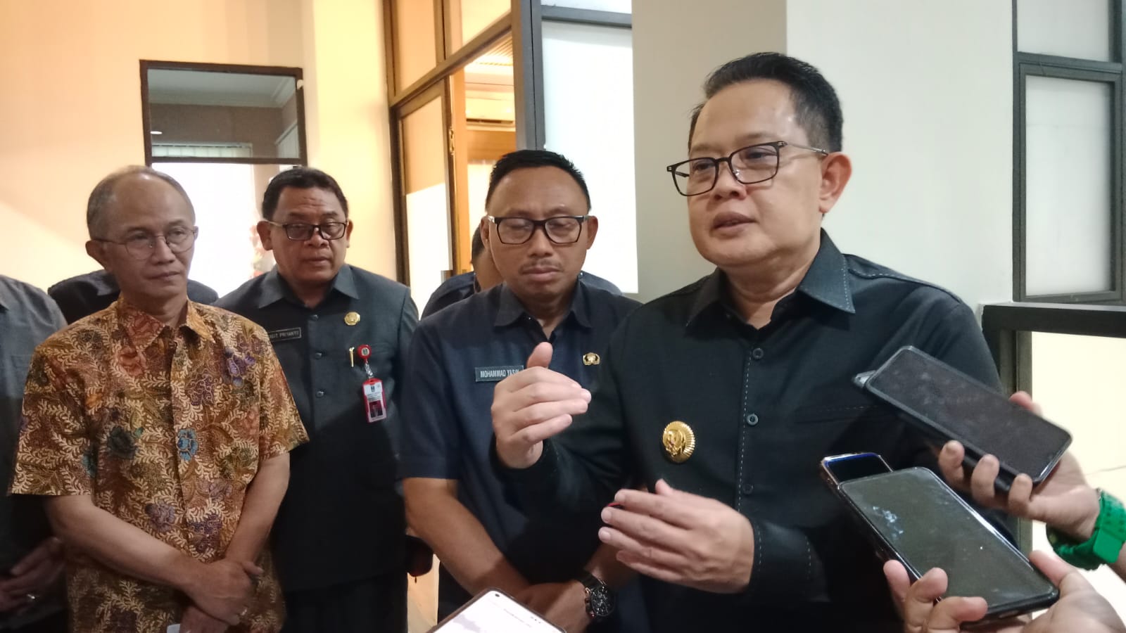 Pj. Gubernur Jawa Timur Pj. Gubernur Adhy Harapkan Pembagian Dana Bagi Hasil Cukai Tembakau Untuk Kesejahteraan Masyarakat