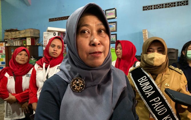 Kepala Dinkes Kota Surabaya, Nanik Sukristina