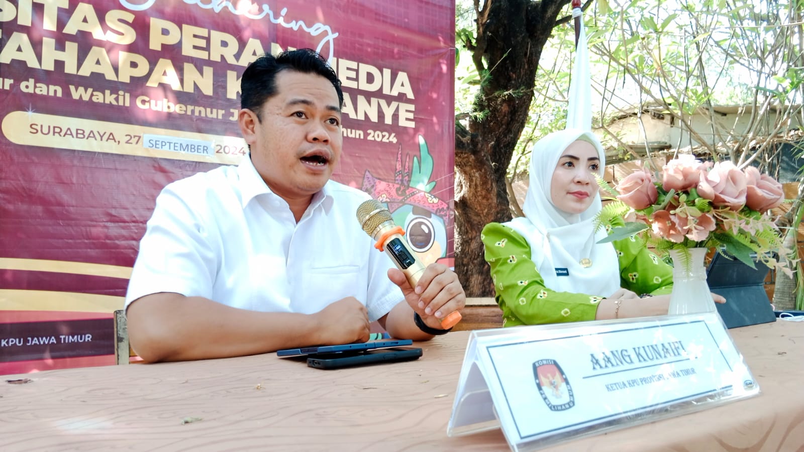 Ketua KPU Jawa Timur, Aang Khunaifi dalam acara media gathering bertajuk Sinergitas Peran Media dalam Tahapan Kampanye yang diadakan, Jumat, 28 September 2024