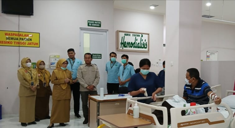 Penjabat (Pj) Bupati Pasuruan, Nurkholis saat melakukan Inspeksi Mendadak (Sidak) ke RSUD Bangil pada Senin (14/10/2024) siang
