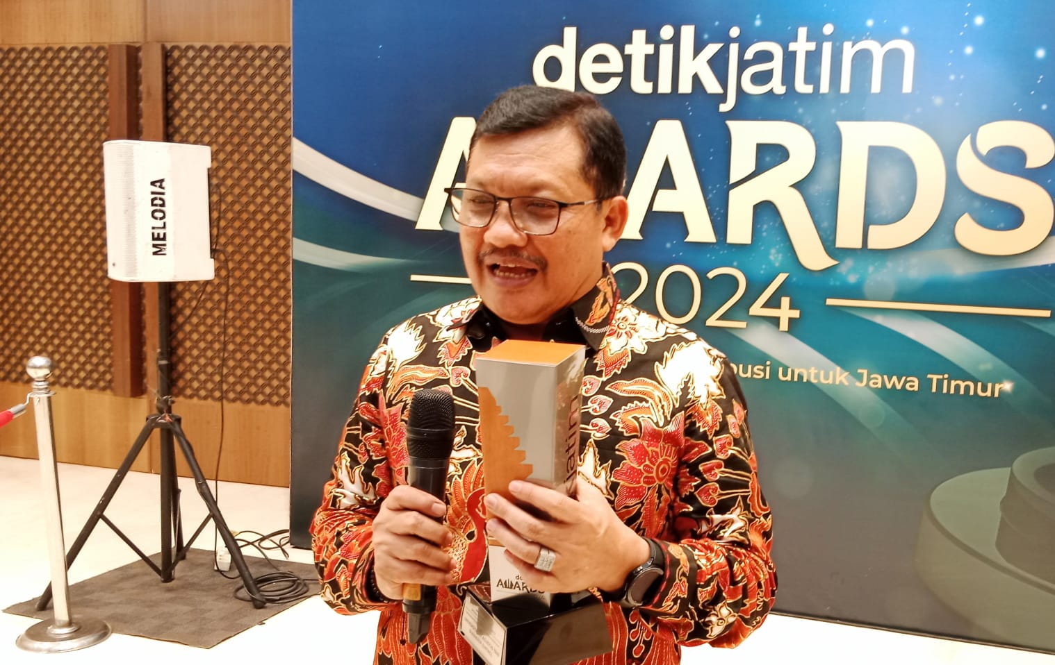 Untag Surabaya Raih Penghargaan Bergengsi detikJatim Awards 2024