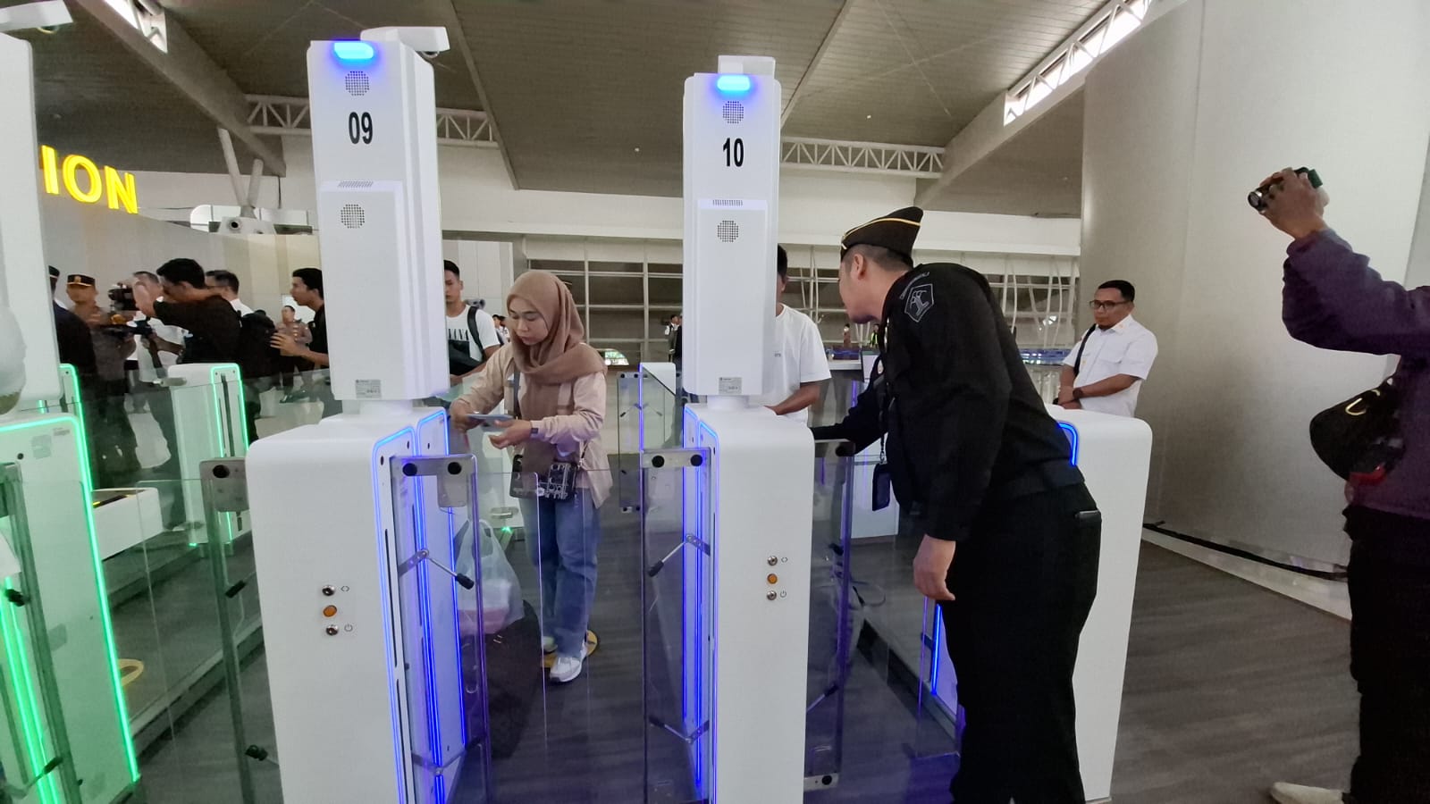 Bandara Juanda Siap Operasikan Autogate untuk Tingkatkan Layanan Keimigrasian