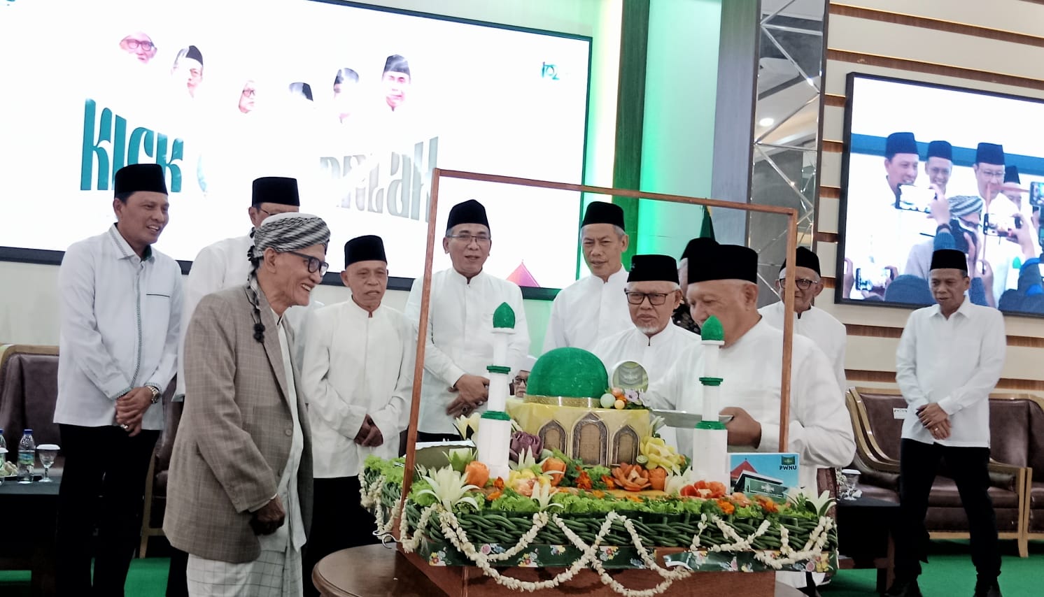 Kick-off Peringatan Hari Lahir (Harlah) ke-102 NU yang digelar di Surabaya, Jawa Timur, Kamis (15/1).