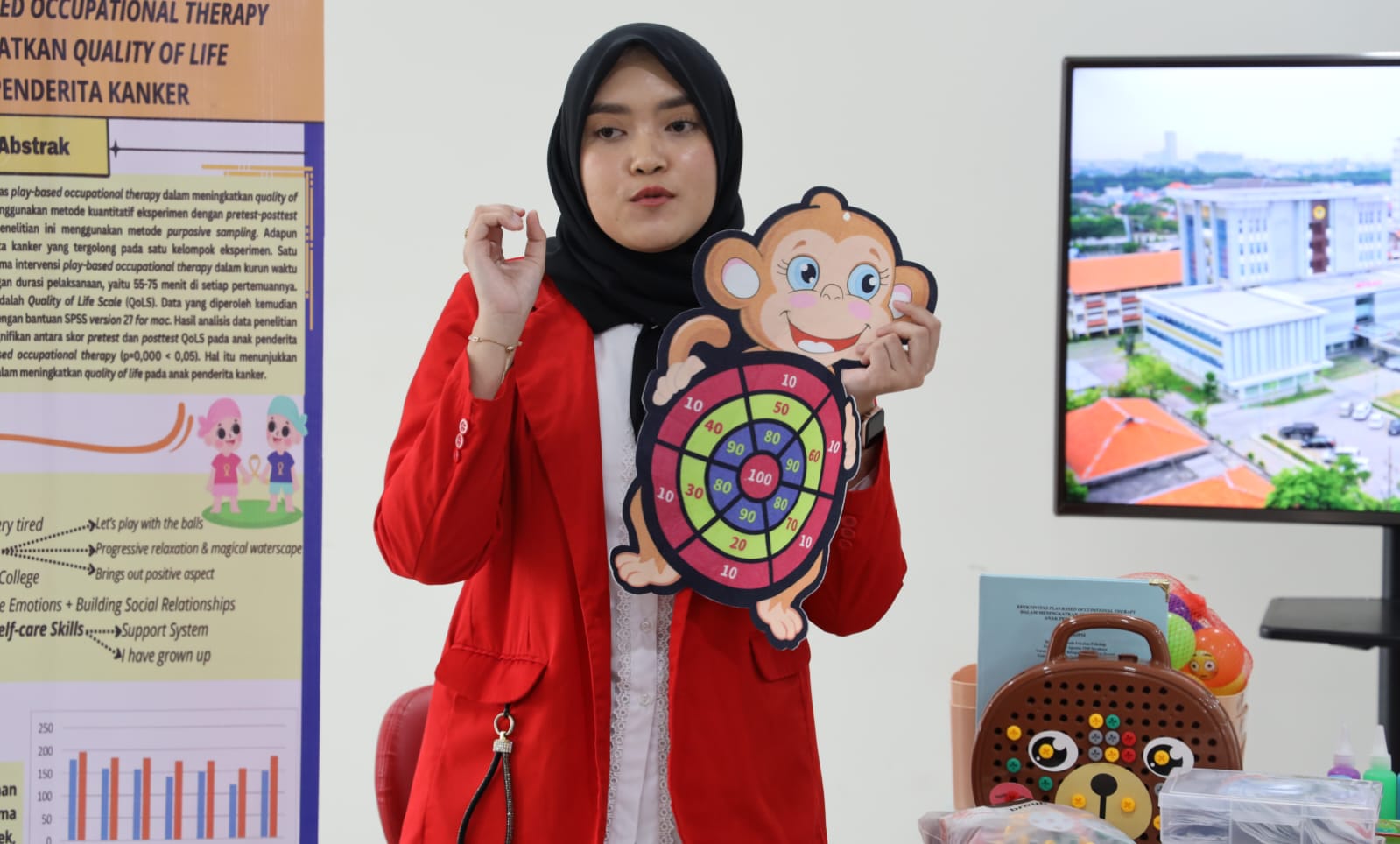 Mahasiswi Untag Surabaya Teliti Terapi Bermain untuk Anak Penderita Kanker