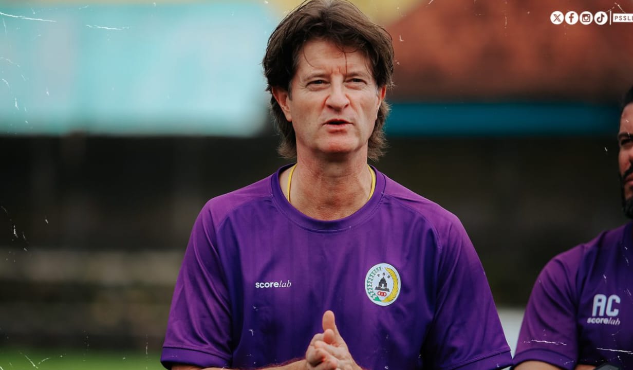 Pelatih PSS Sleman Pieter Huistra.