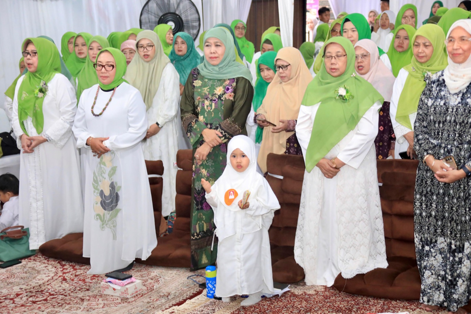 Gubernur Khofifah Hadiri Peringatan Nuzulul Quran dan Pesantren Ramadan Balita