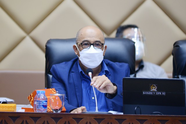 DPR Sayangkan Pembukaan Kembali Rute Penerbangan Wuhan-Jakarta