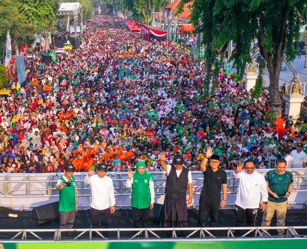 Santai Hari Santri 2023 di Surabaya, Sabtu (21/10/2023). 