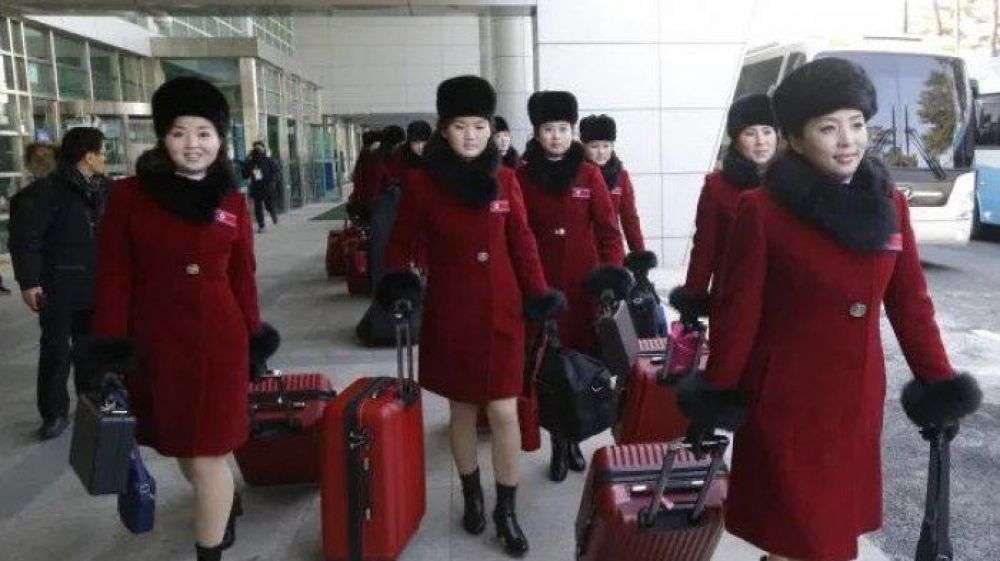 Gippeumjo, gadis-gadis perawan yang menemani Kim Jong Un selama perjalanan.